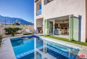 A Modern, Brand-New Architectural Jewel